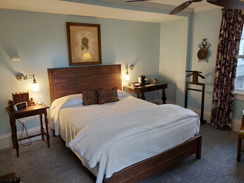 Bed & Breakfast Morehead Inn