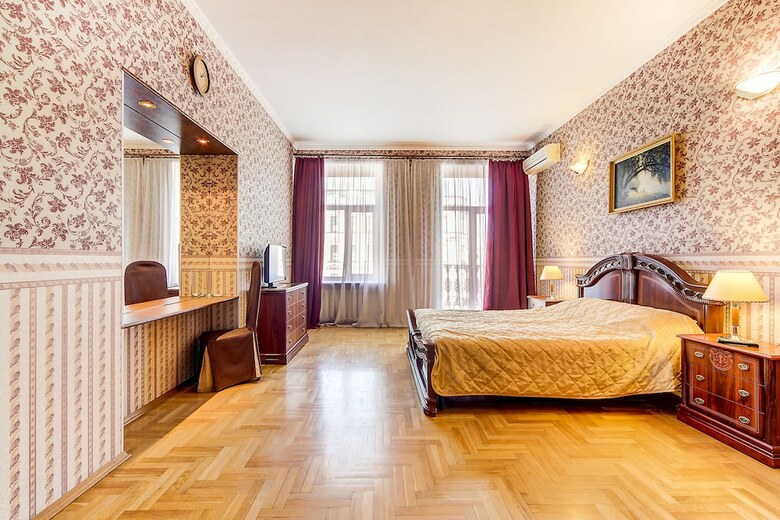 Nevsky Apartment