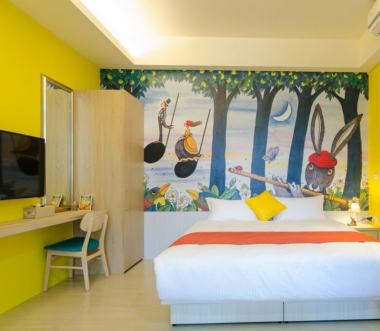 Bed & Breakfast Rainbow House