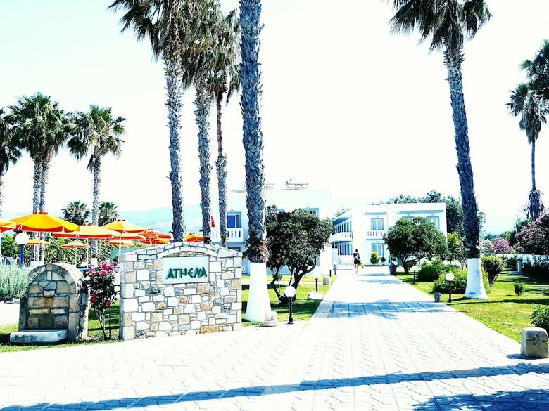 Athina Apartments