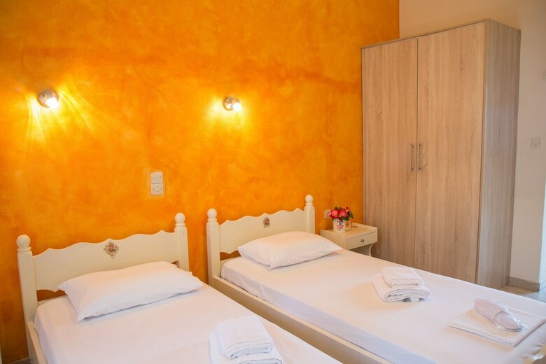 Aparthotel Aristides Studios