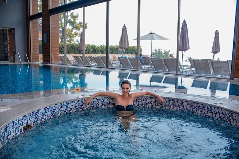 Mist Hotel And Spa By Warwick