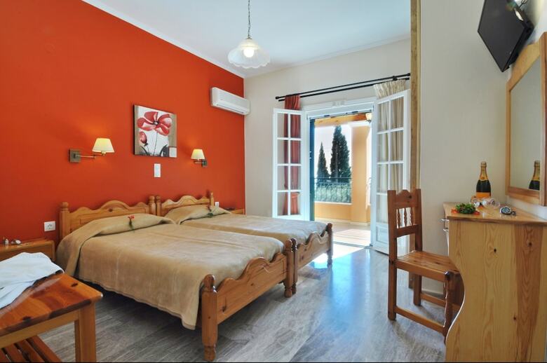 Apartamentos Rhea Complex