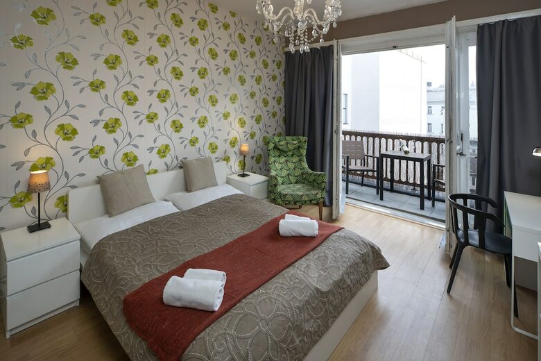 Hostal New Town - Apple Apartments