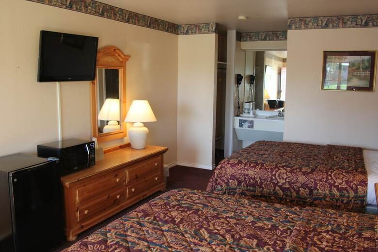 Motel Lakeside Inn & Suites