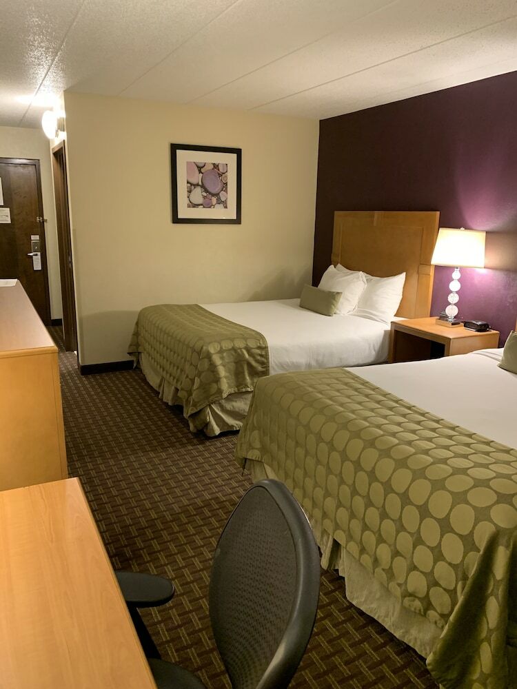 Hotel Ramada By Wyndham Marquette