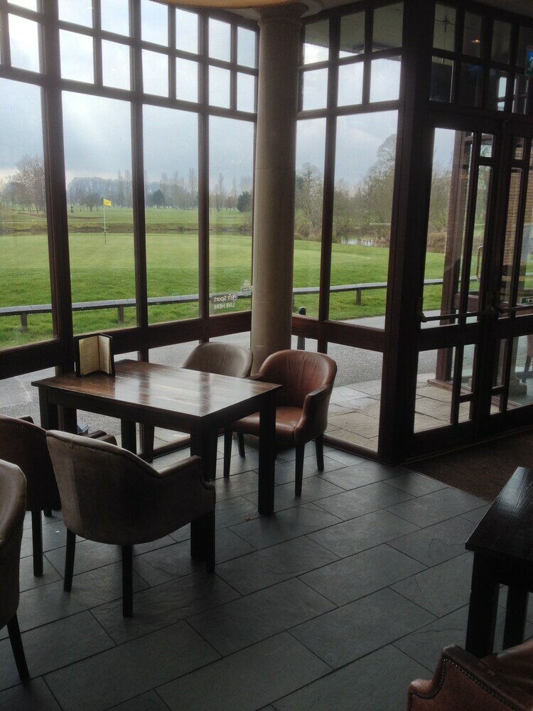 Hotel Belton Woods