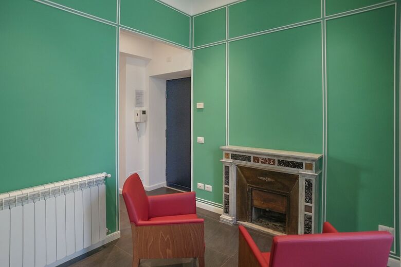 Hotel Les Diamants Spanish Steps Suite