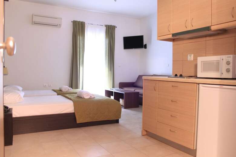 Aparthotel Krinis Apartments