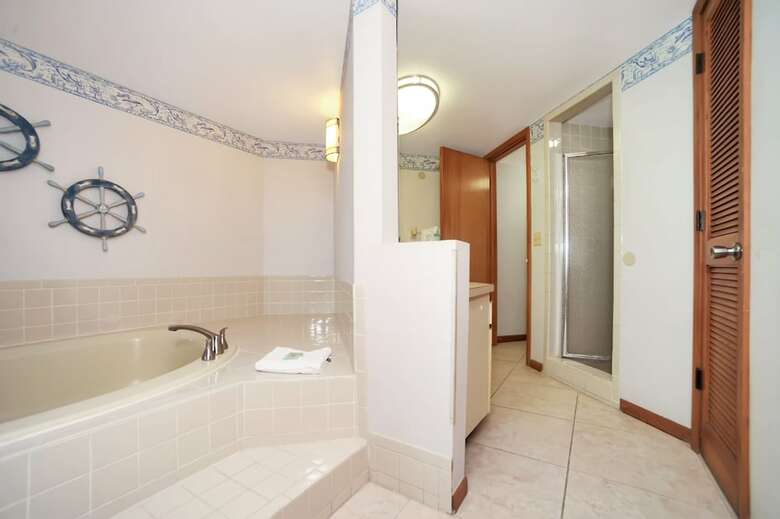 Oceanique Resort By Capital Vacations