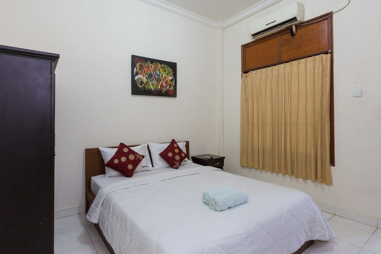 Hotel Reddoorz @ Kubu Anyar 3