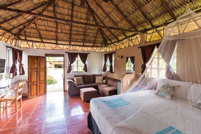Hotel Mariposa