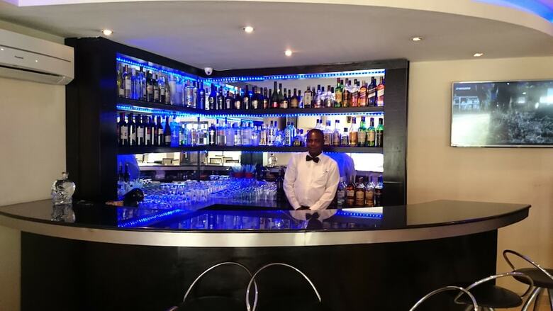 Indigo Hotel Restaurant & Bar