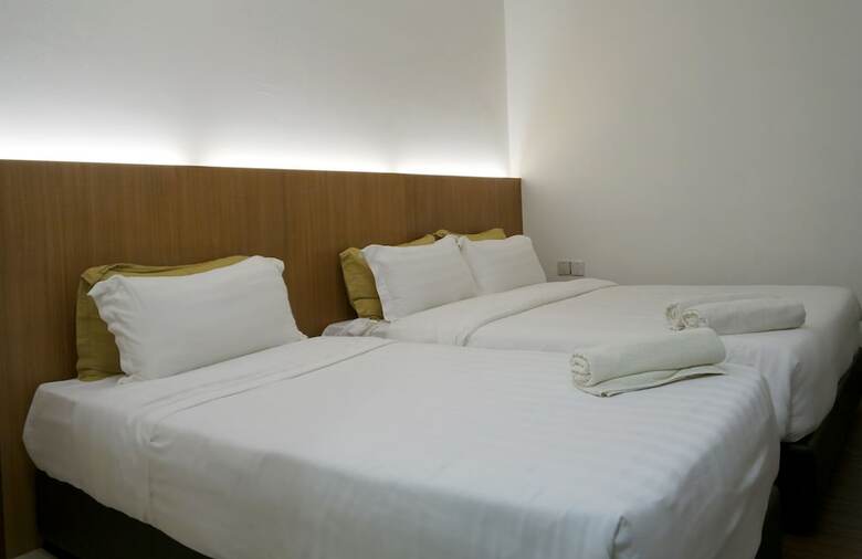 Place2stay Business Hotel - Waterfront