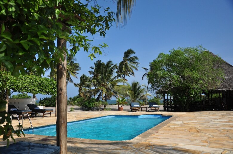 Hotel Kijongo Bay Beach Resort