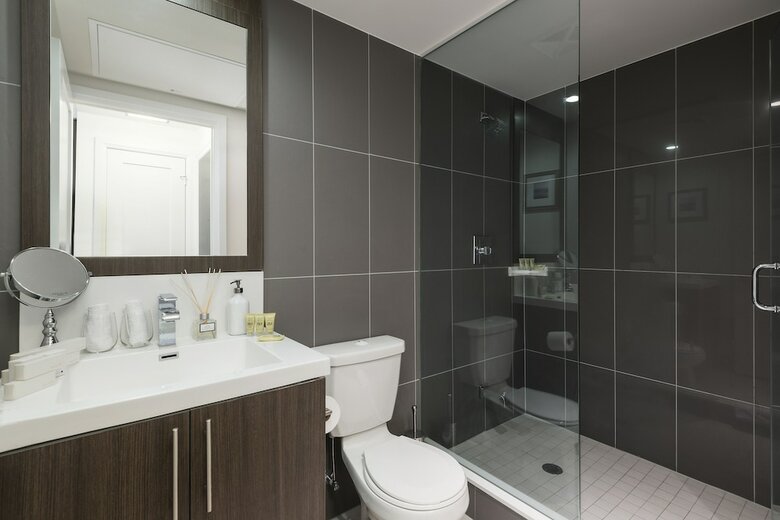Diamond Vacation Homes - Yonge Sheppard