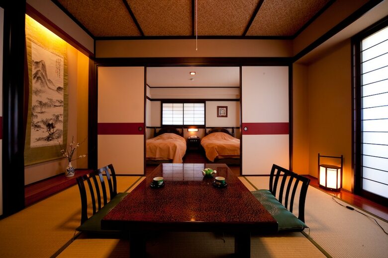 Yufunogo Saigakukan