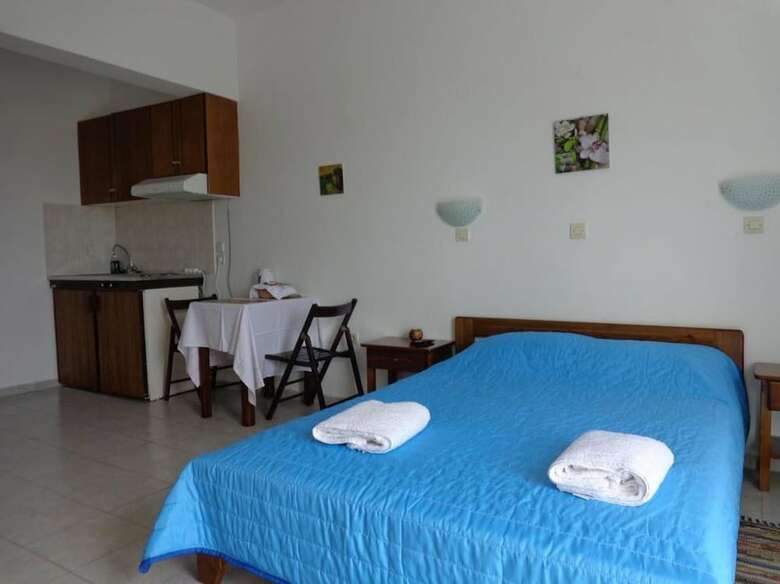 Apartamentos Nicholas Beach Studios