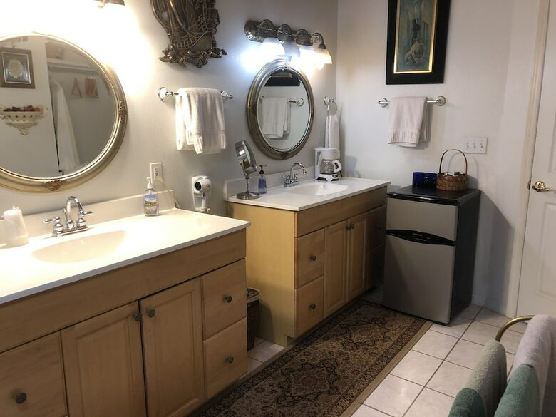 Bed & Breakfast Echo Canyon Spa Resort