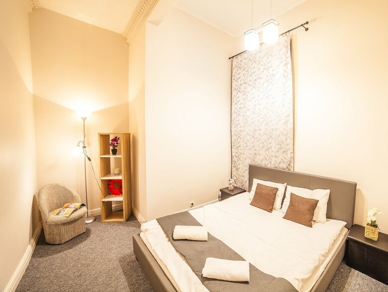 Mosaic Center Apartments