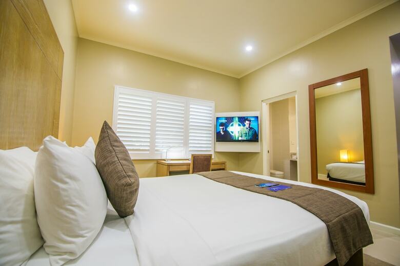 Gateway Hotel