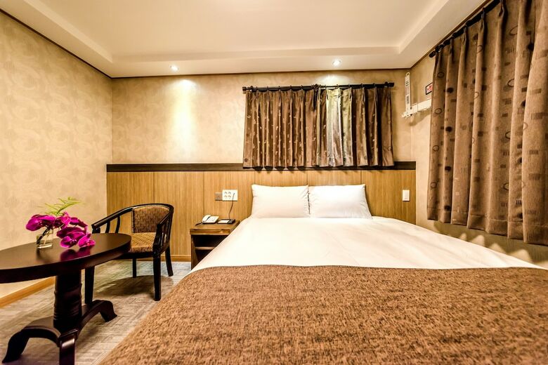 Floral Hotel J.dream