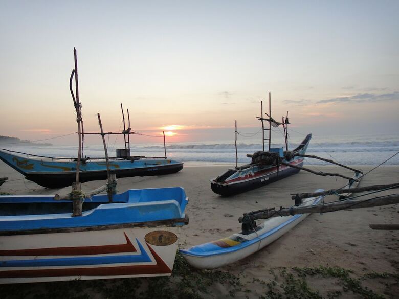 Hotel Isana Beach House