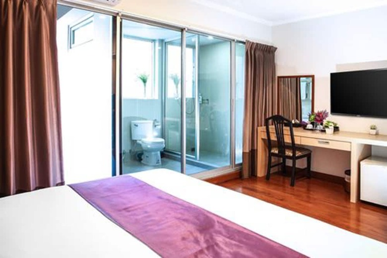 Hotel The Step Sathon