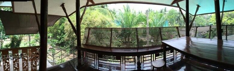 Hotel Ruennamyen Resort