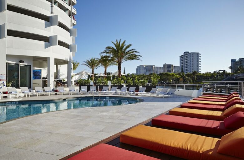 Hotel Waterstone Resort & Marina Boca, Curio Collection By Hilton