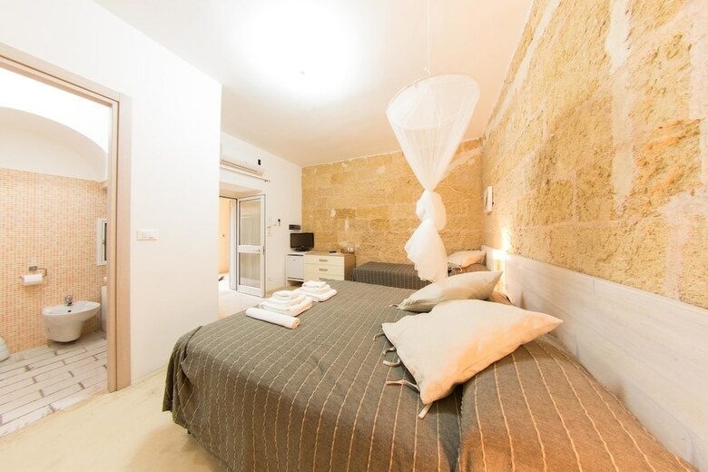 Capperi Bed & Breakfast & Apartments