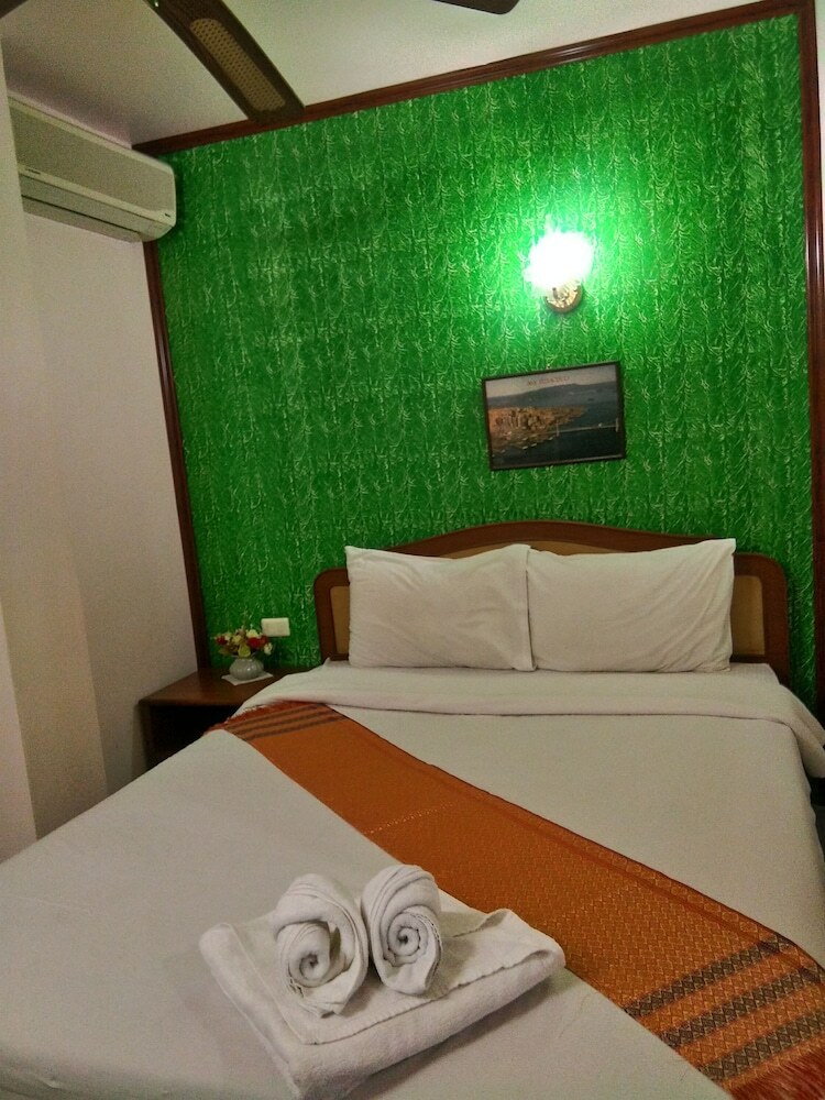 Hotel Thepparat Lodge Krabi