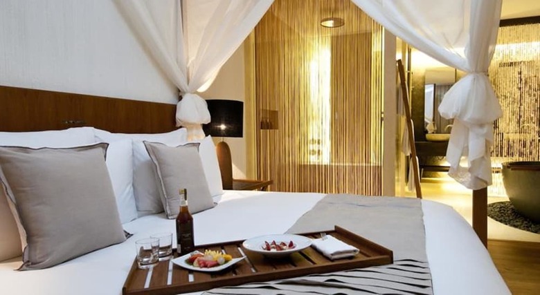 Hotel Hansar Samui Resort & Spa