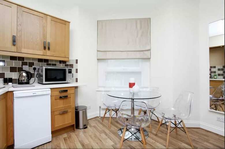 Shq Apartments