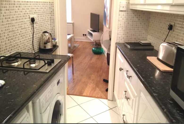 Shq Apartments