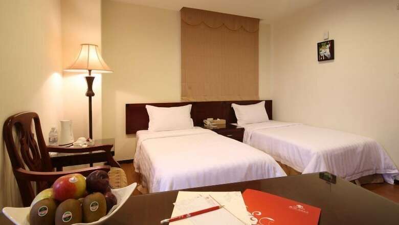 Hotel Camelot Inn