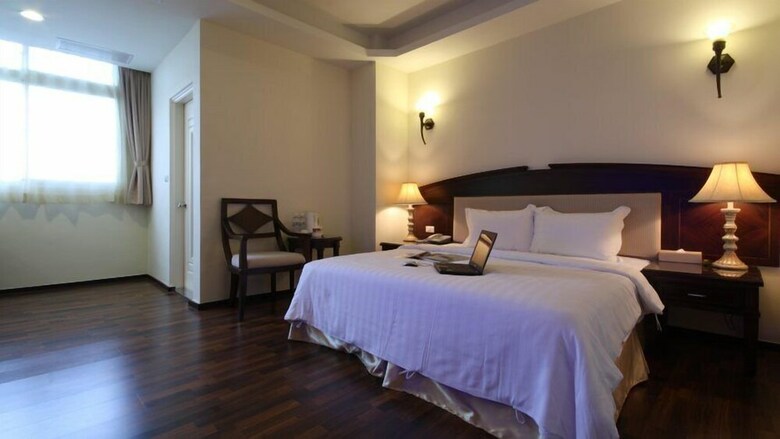 Hotel Camelot Inn