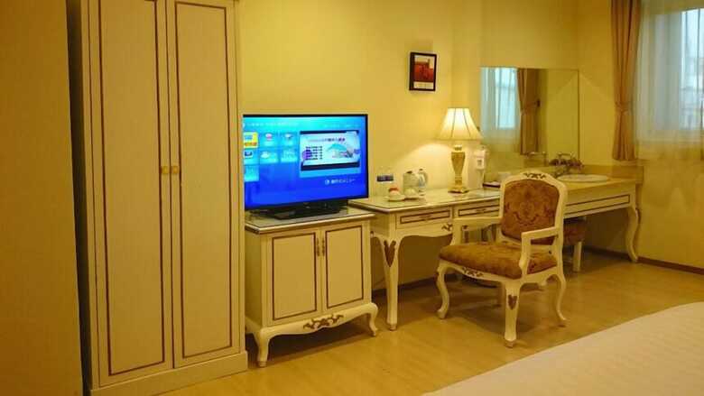 Hotel Camelot Inn