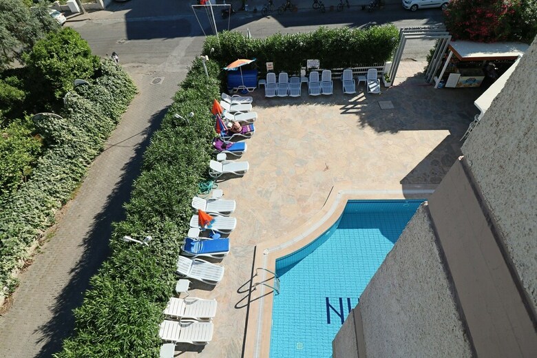 Erdenhan Apartments