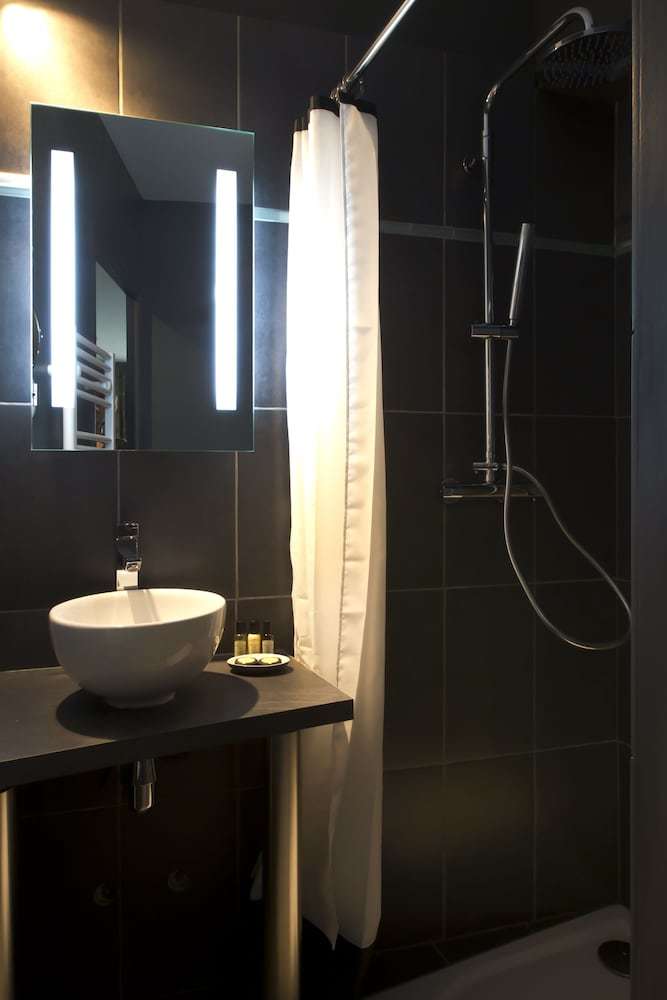 Hotel H�tel Val�zieux