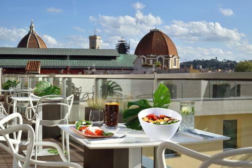 Glance Hotel In Florence