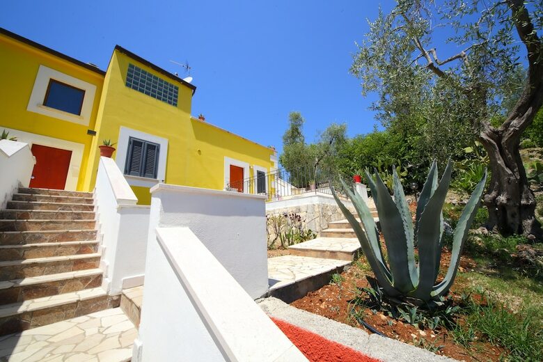 Bed & Breakfast Borgo Del Nespolo