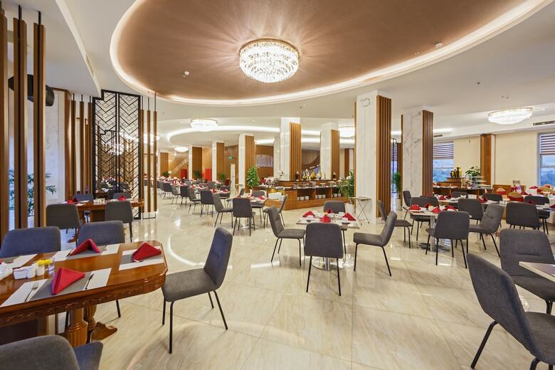 Muong Thanh Holiday Moc Chau Hotel