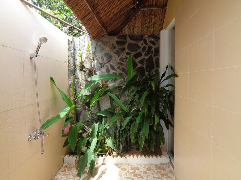 Hotel Ninila Fruit Farm Bungalow