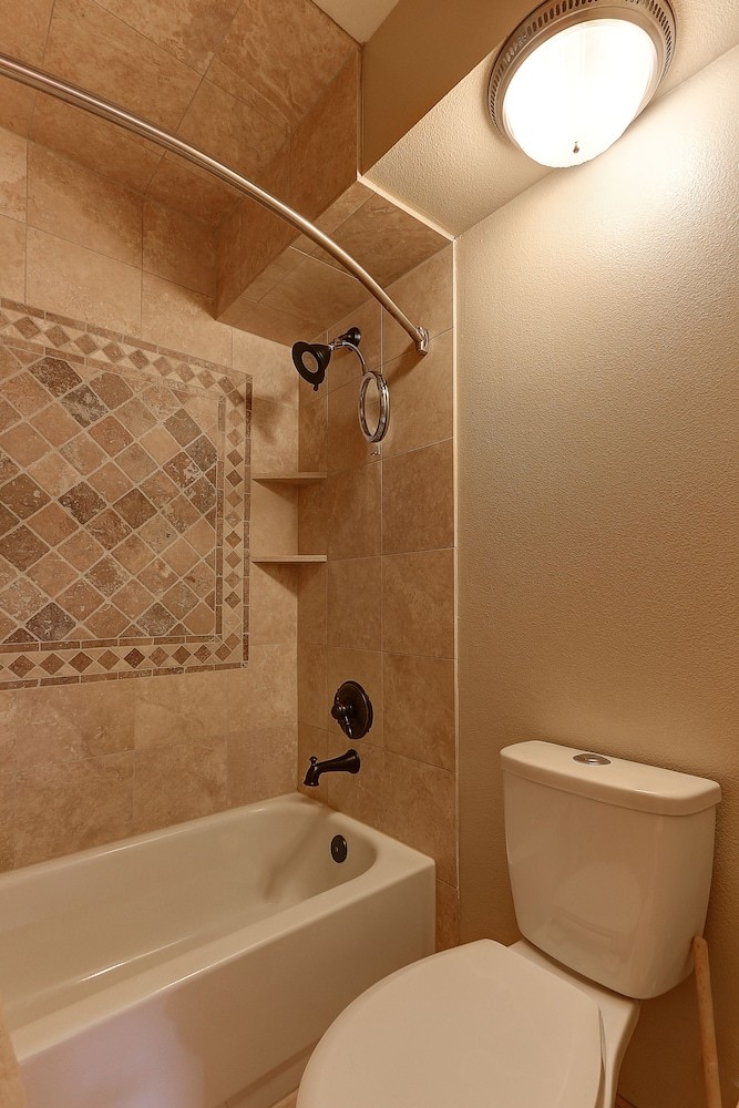 Cinnamon Ridge III 2 Bed 2 Bath