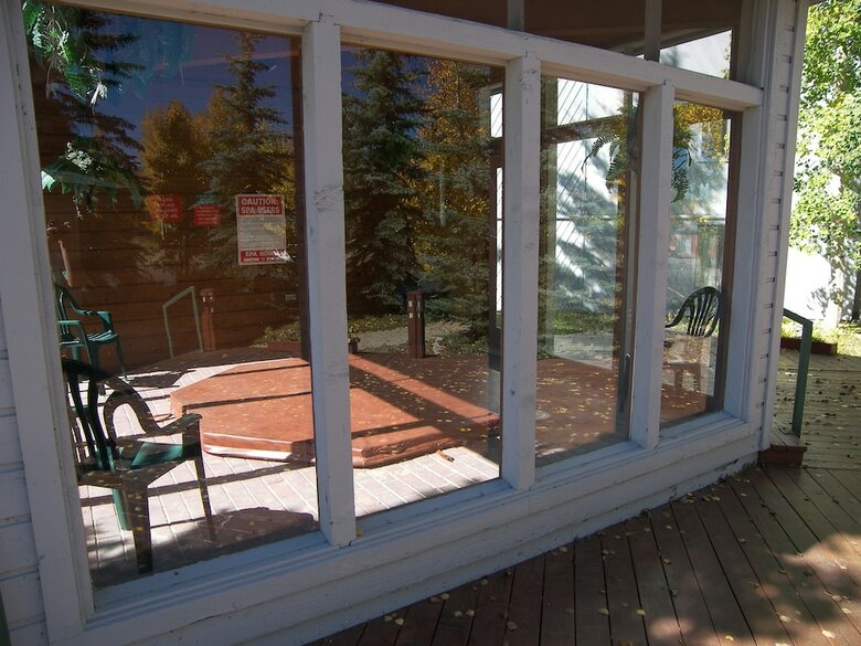 Saltlick 2 Bed 2 Bath