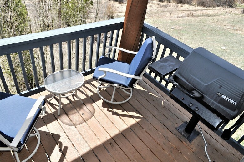 Forest Park 3 Bed 4 Bath Townhome