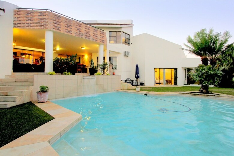 Hotel La Dolce Vita Guest House