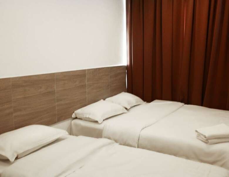 Hotel Place2stay - Airport