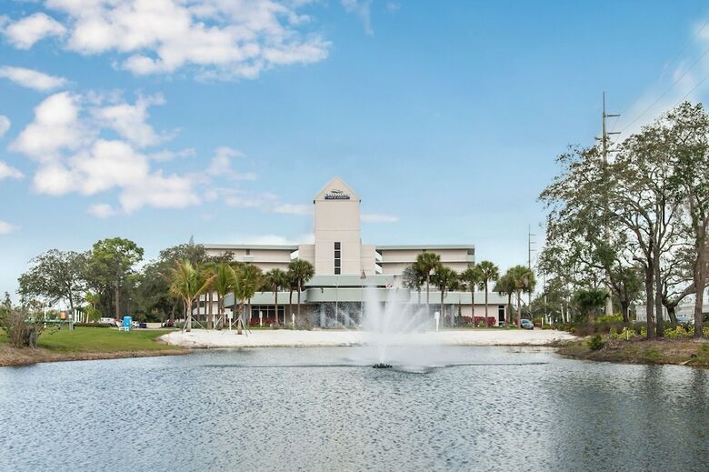 Hotel Baymont By Wyndham Celebration